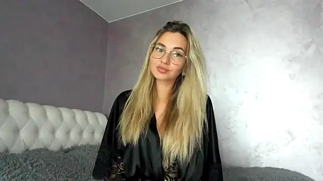  DarkRose  online show from 28, 9, 2025