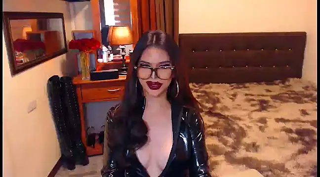 EXTREMELYDOM online show from 7, 2, 2025