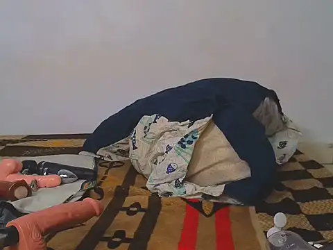 Snapshot of Cutteychiky chatting on 26, 11, 2025 Cutteychiky online show from 26, 11, 2025