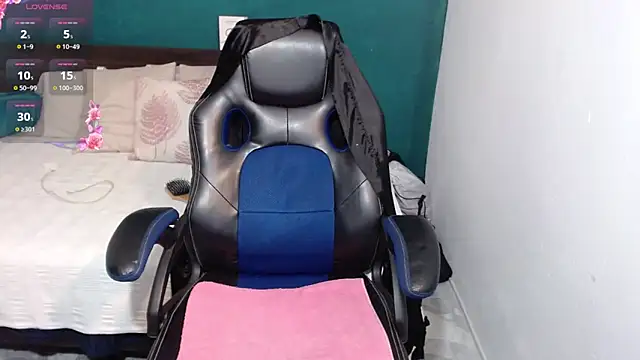 scaelettdubois online show from 7, 3, 2025