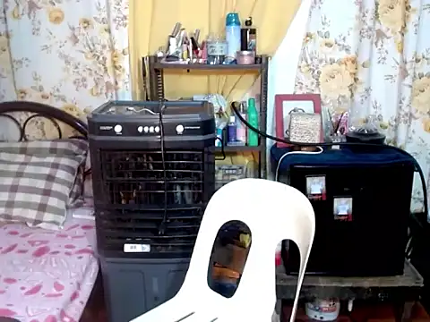 Snapshot of Bigdirtynipples chatting on 23, 10, 2025 Bigdirtynipples online show from 23, 10, 2025