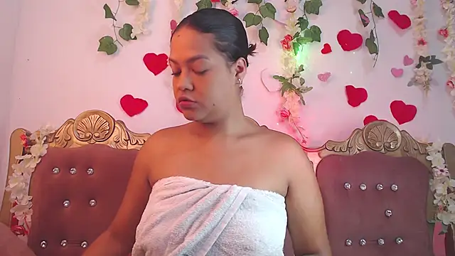 Snapshot of slutty_hotwife chatting on 19, 3, 2025 slutty hotwife online show from 19, 3, 2025