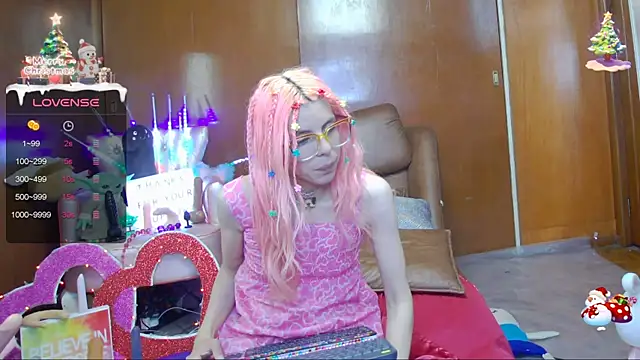 Skinygirl online show from 19, 1, 2025