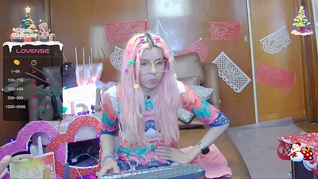 Skinygirl online show from 6, 2, 2025