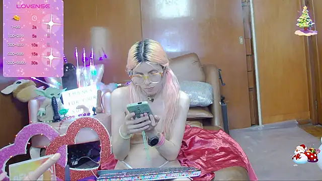 Skinygirl online show from 8, 3, 2025