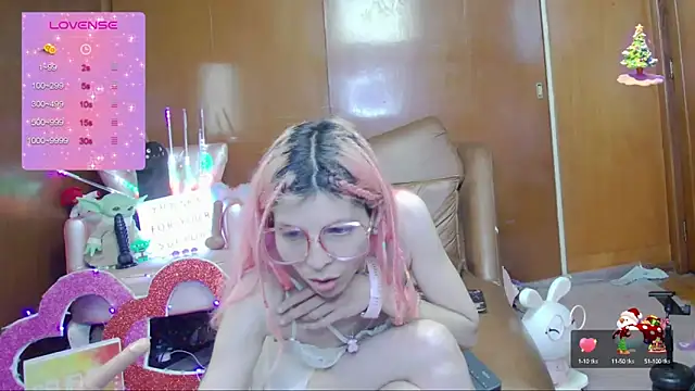 Skinygirl online show from 17, 10, 2025