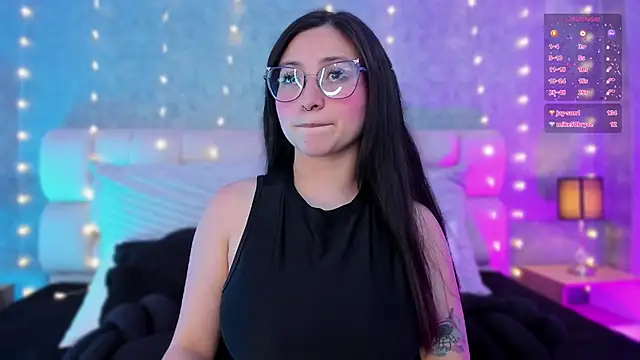 lucy neil online show from 16, 1, 2025