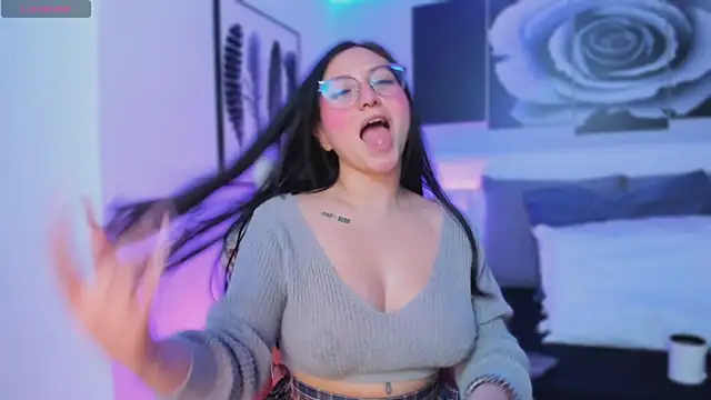 lucy neil online show from 19, 3, 2025