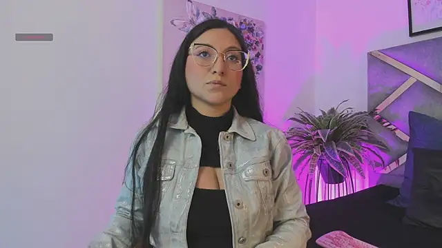 lucy neil online show from 6, 1, 2026