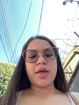 Lucyklein2022 online show from 31, 12, 2024