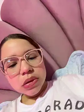 Lucyklein2022 online show from 18, 7, 2026