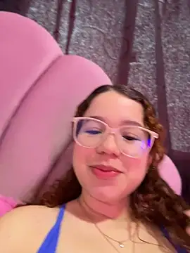 Lucyklein2022 online show from 26, 7, 2026