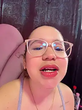Lucyklein2022 online show from 28, 7, 2026