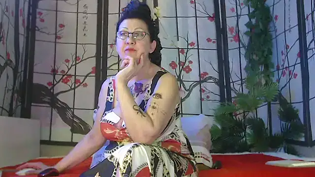 Snapshot of NightOrhideya chatting on 17, 4, 2026 NightOrhideya online show from 17, 4, 2026
