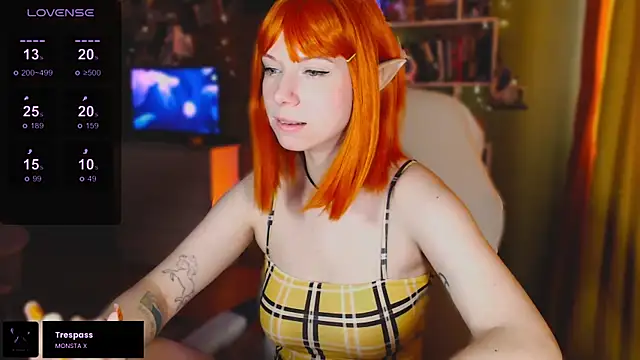 Snapshot of freya_sunny chatting on 13, 9, 2025 freya sunny online show from 13, 9, 2025