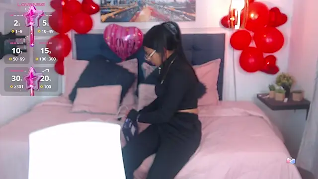 vaness weet online show from 3, 2, 2025