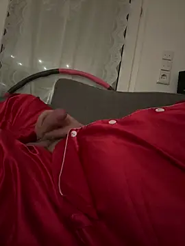 Snapshot of Italo1988 chatting on 6, 2, 2025 Italo1988 online show from 6, 2, 2025