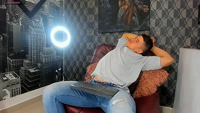 Leonsmoron online show from 30, 11, 2025