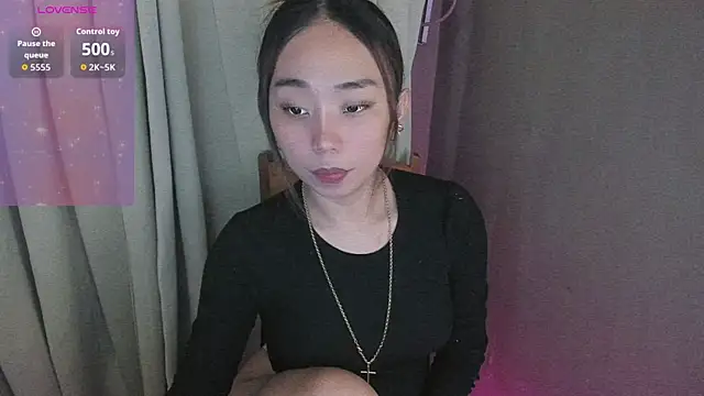 Snapshot of MissAyaCollins chatting on 9, 11, 2025 MissAyaCollins online show from 9, 11, 2025