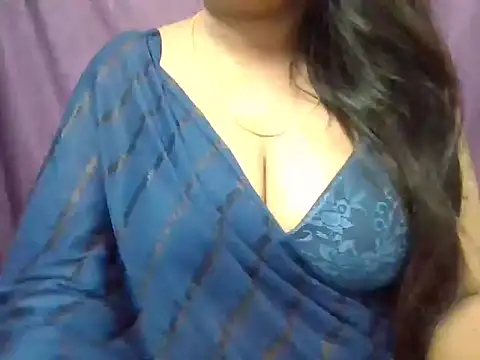 Roopshikha39 online show from 9, 11, 2025