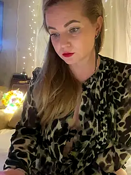 Snapshot of Lady__Maria chatting on 2, 12, 2024 Lady Maria online show from 2, 12, 2024