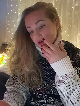 Snapshot of Lady__Maria chatting on 14, 12, 2024 Lady Maria online show from 14, 12, 2024