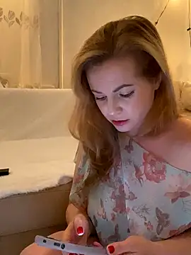 Snapshot of Lady__Maria chatting on 5, 12, 2025 Lady Maria online show from 5, 12, 2025