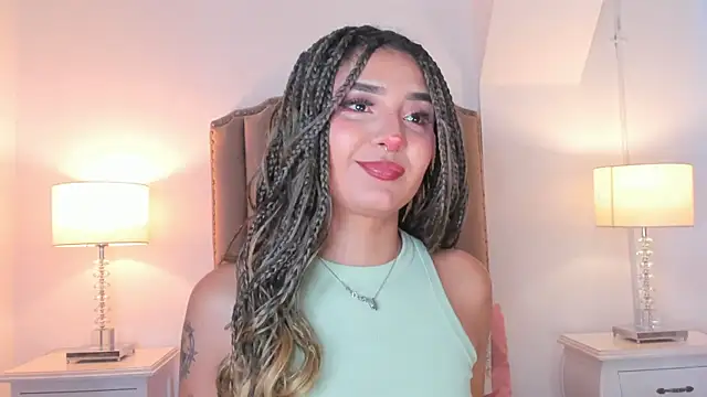 Emma Torres   online show from 15, 2, 2026