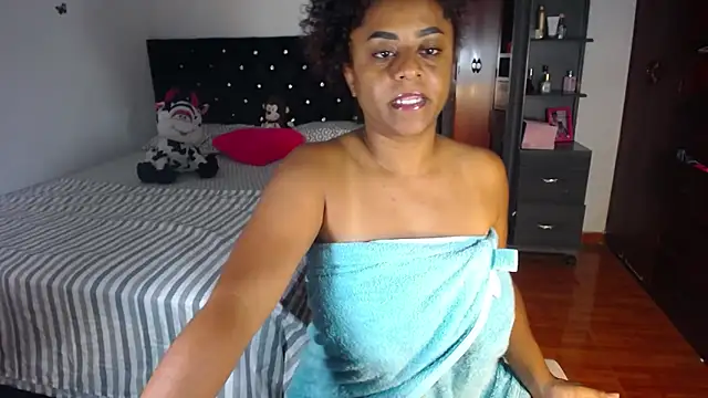 Snapshot of BellaKarla chatting on 16, 9, 2025 BellaKarla online show from 16, 9, 2025