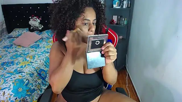 BellaKarla online show from 16, 5, 2026