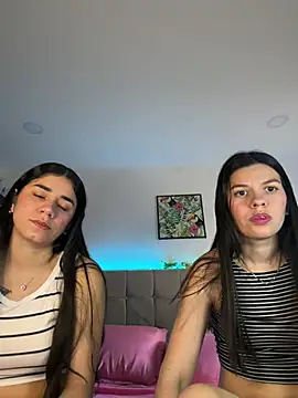 Layla Rachel online show from 12, 7, 2026