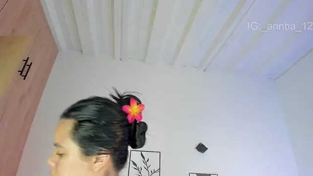 annie barozzi online show from 9, 4, 2026