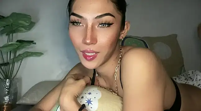 Bella Gordon online show from 8, 2, 2025