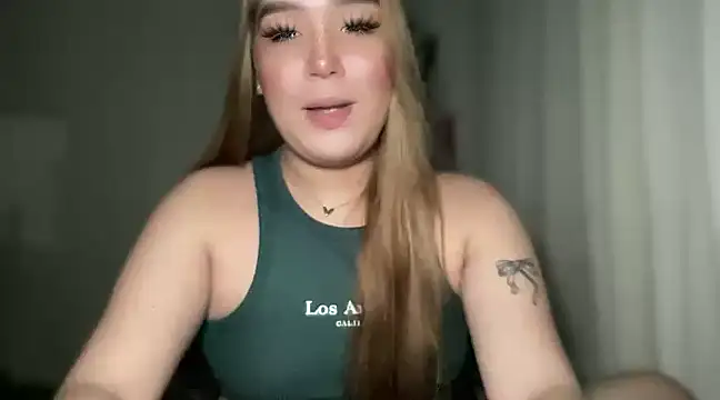 MissCataleyaxxx online show from 4, 1, 2025