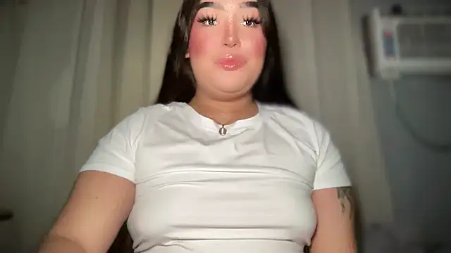 Snapshot of MissCataleyaxxx chatting on 9, 2, 2026 MissCataleyaxxx online show from 9, 2, 2026