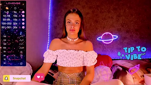 Snapshot of madina_taher chatting on 26, 1, 2025 madina taher online show from 26, 1, 2025