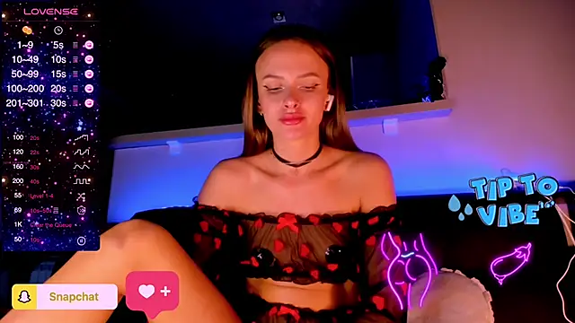 Snapshot of madina_taher chatting on 21, 2, 2025 madina taher online show from 21, 2, 2025