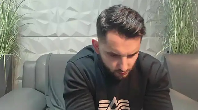 Antoniodiamond online show from 21, 1, 2025