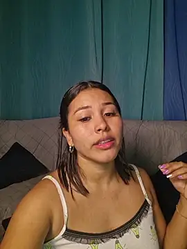 Snapshot of caylinhot7 chatting on 8, 10, 2025 caylinhot7 online show from 8, 10, 2025