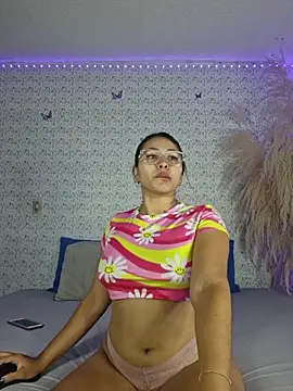 Snapshot of caylinhot7 chatting on 27, 10, 2025 caylinhot7 online show from 27, 10, 2025