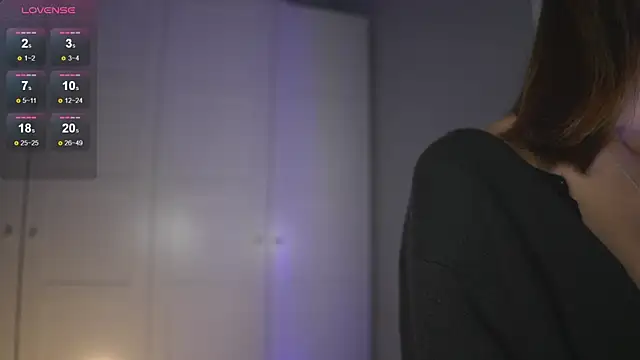 Snapshot of -JuicyMolly- chatting on 5, 11, 2025 -JuicyMolly- online show from 5, 11, 2025