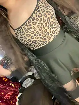 Var Kiss online show from 7, 3, 2026