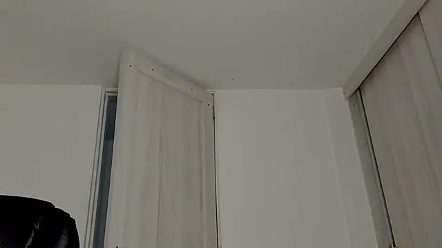 Snapshot of katrhin_66 chatting on 26, 11, 2025 katrhin 66 online show from 26, 11, 2025