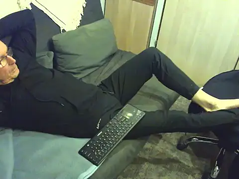 kiam471 online show from 18, 2, 2026