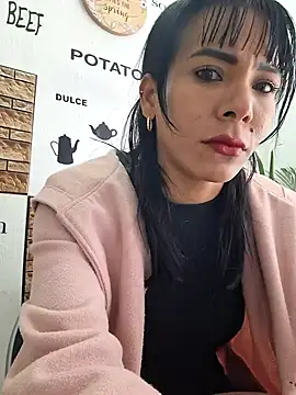 Snapshot of Doll_Loren chatting on 12, 2, 2025 Doll Loren online show from 12, 2, 2025
