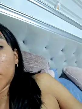 Snapshot of Doll_Loren chatting on 19, 2, 2025 Doll Loren online show from 19, 2, 2025