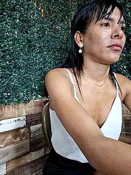 Snapshot of Doll_Loren chatting on 25, 2, 2025 Doll Loren online show from 25, 2, 2025