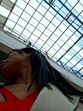 Snapshot of Doll_Loren chatting on 10, 9, 2025 Doll Loren online show from 10, 9, 2025