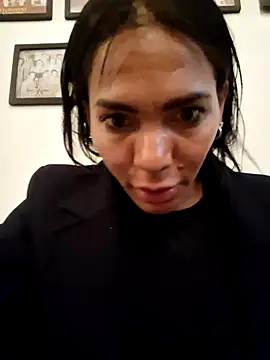 Doll Loren online show from 17, 2, 2026