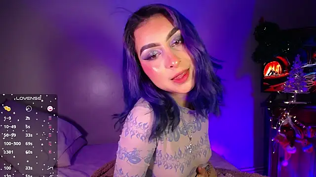 Snapshot of Cinamoonn chatting on 28, 12, 2024 Cinamoonn online show from 28, 12, 2024